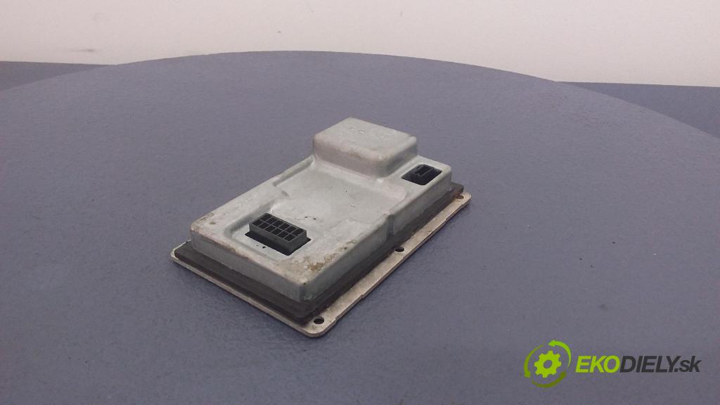 Vw Phaeton 2003 měnič 3D0909157