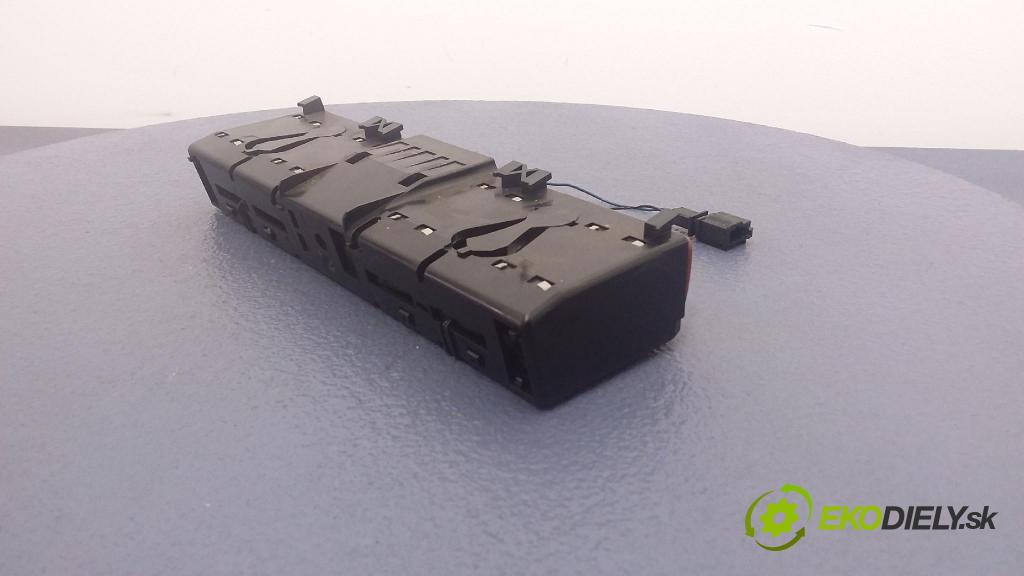 Vw Phaeton 2003 kastlík 3D0857301D