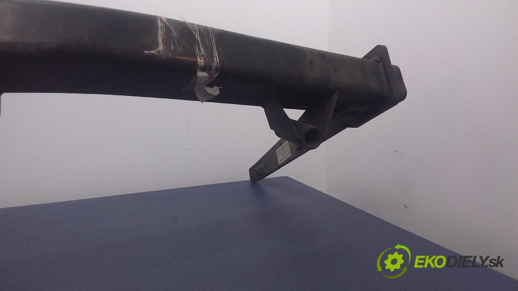 Vw Phaeton 2003 výstuha narazník zad 8E0907383