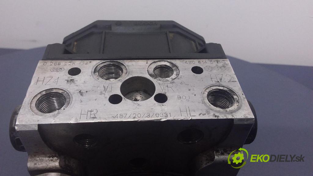 Volkswagen Passat 2004 čerpadlo ABS x 4B0614517G