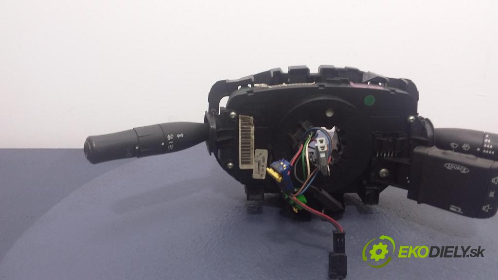 Renault Megane 2004 Přepínač Komplex: 820021376