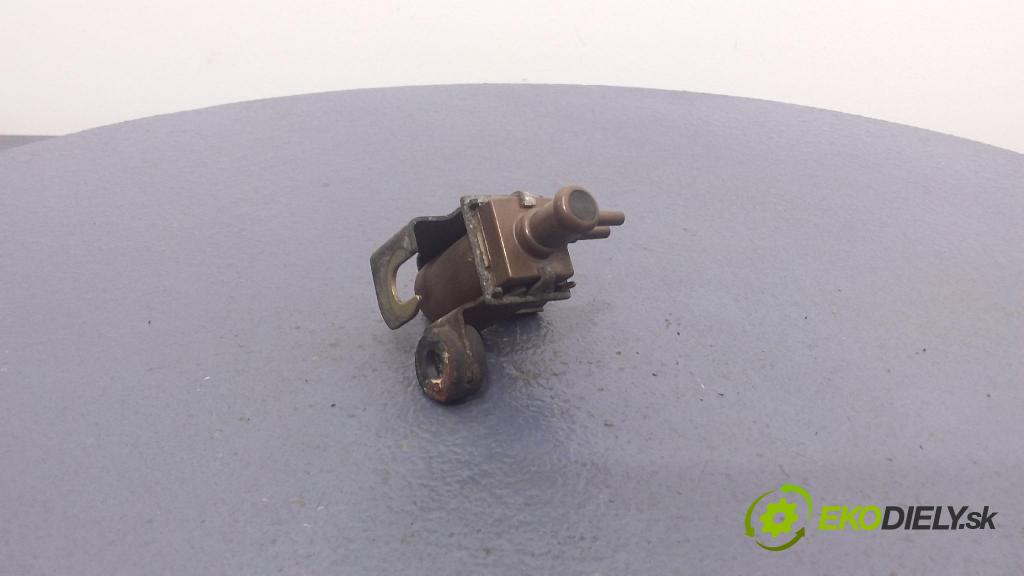 Toyota Avensis 1999 ventil Vákuum: 25819-27010