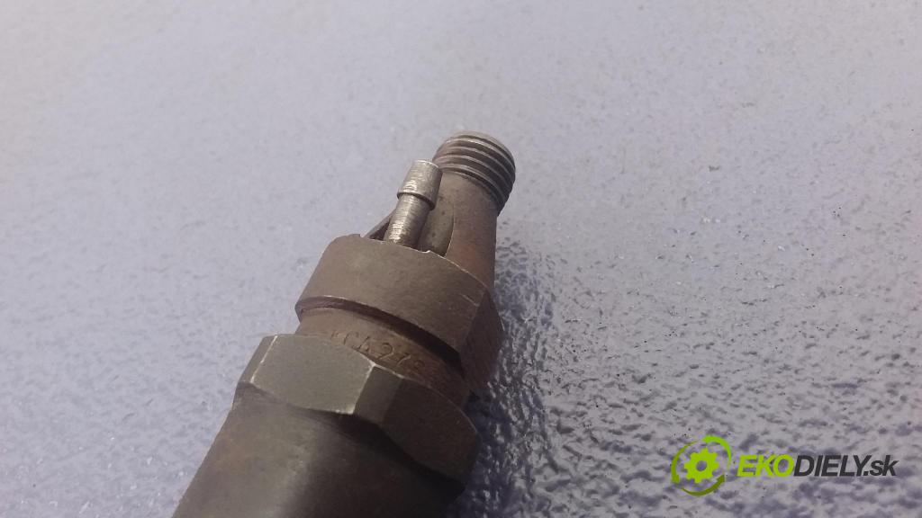 Ssangyong Korando 1998 vstřikovač 27S55