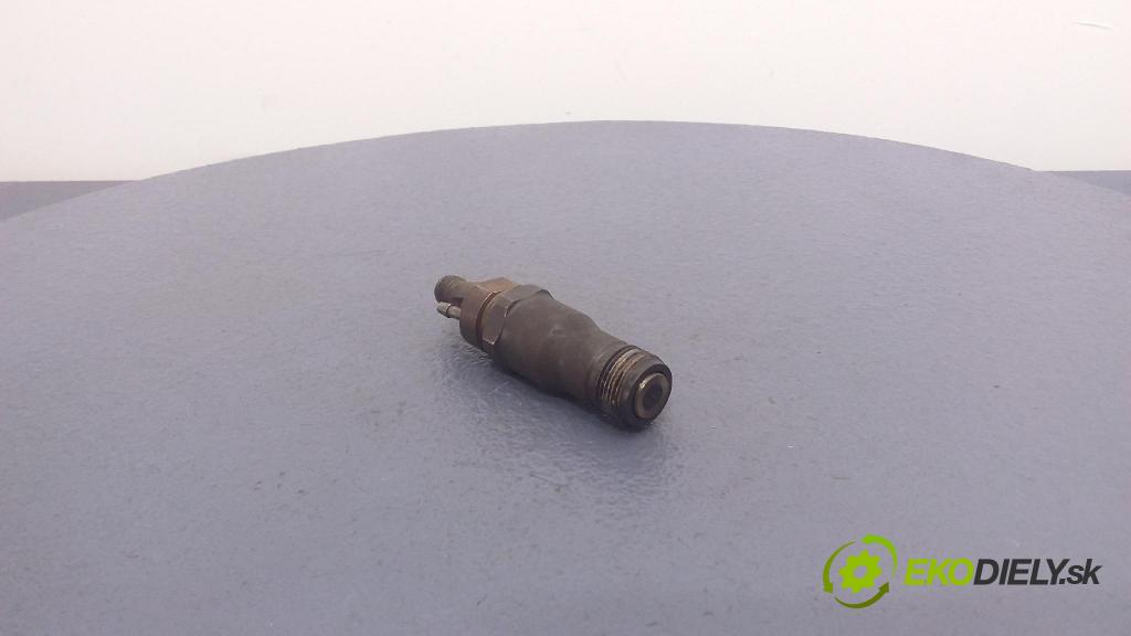 Ssangyong Korando 1998 vstřikovač 27S55