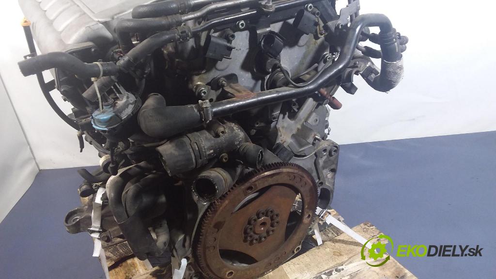 Vw Phaeton 2003 motor Benzín AYT