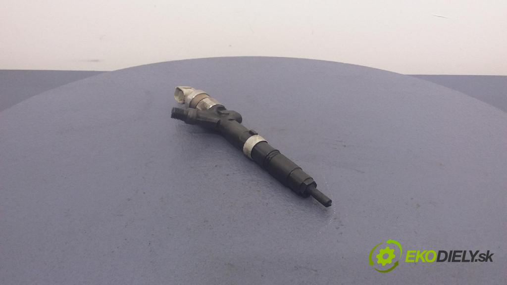 Toyota Avensis 1999 vstrek 23670-27010