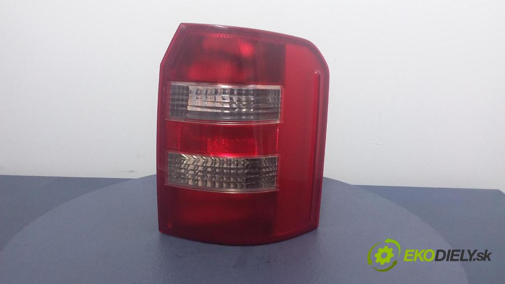 Audi A2 2001 svetlo / reflektor zad Prava: Vonkajsia: 8Z0945096B