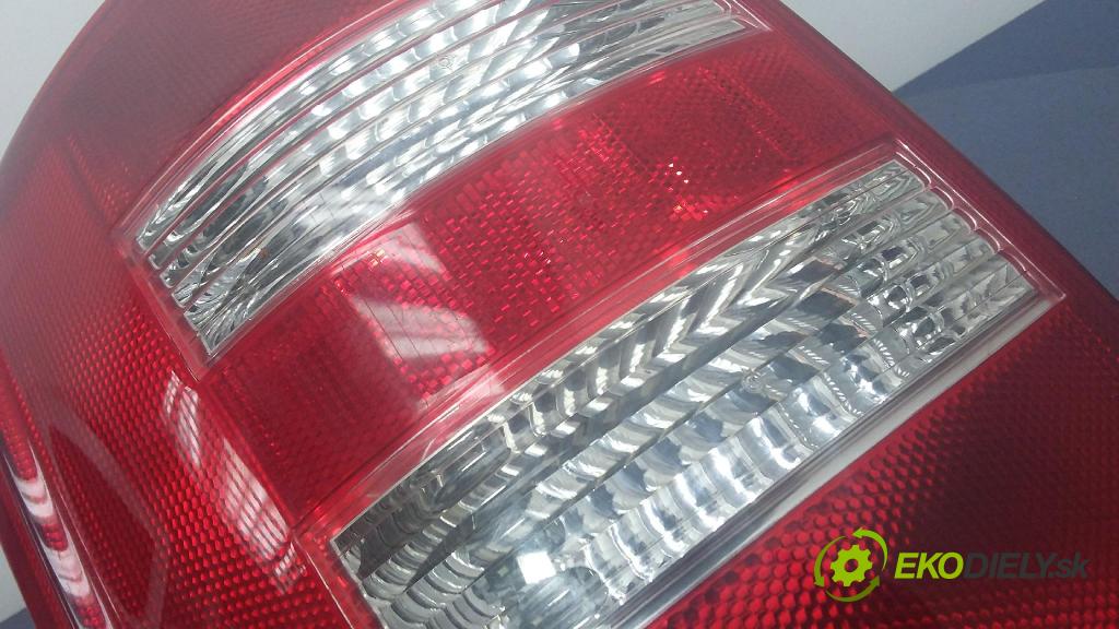Audi A2 2001 svetlo / reflektor zad ľavá Vonkajsia: 01
