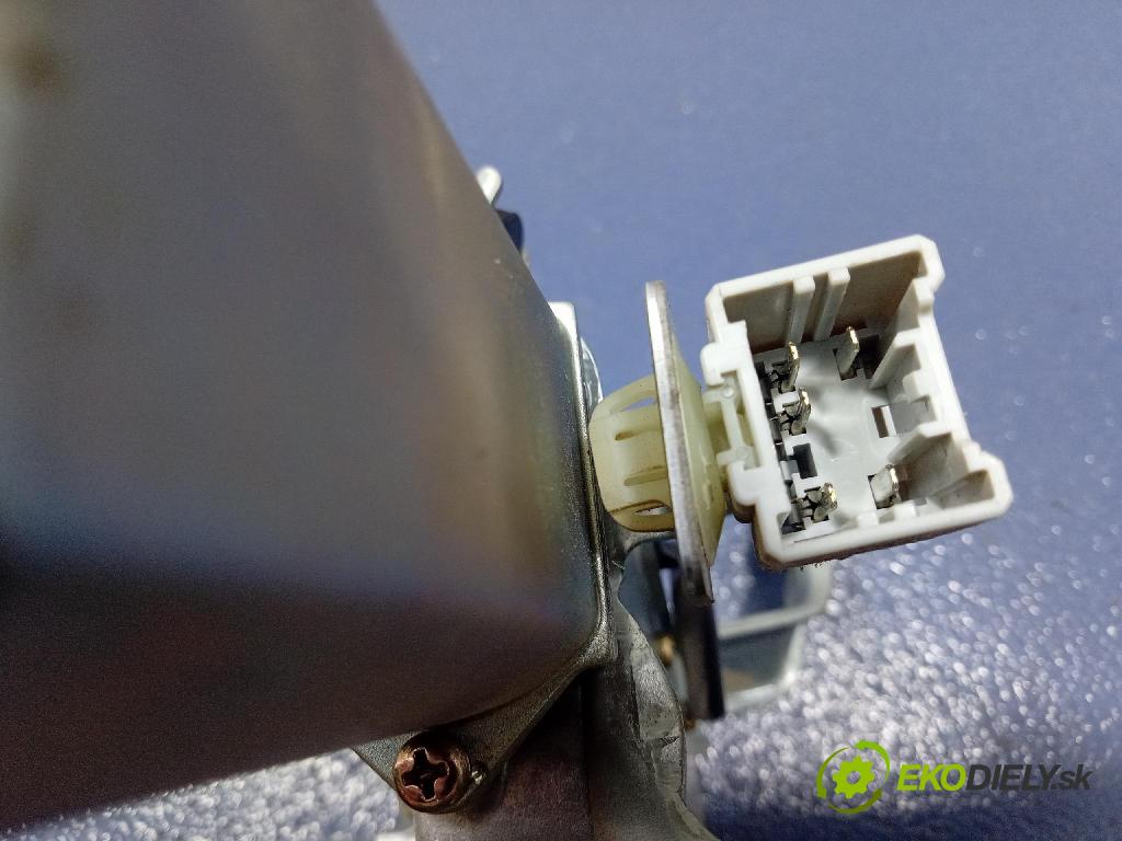 Honda Cr-v 2003 motor: Stierače: zad 34963-581