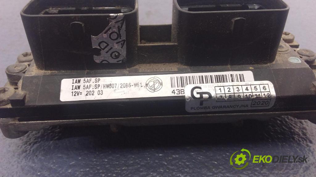 Fiat Panda 2003 riadiaca jednotka Motor: 55192636