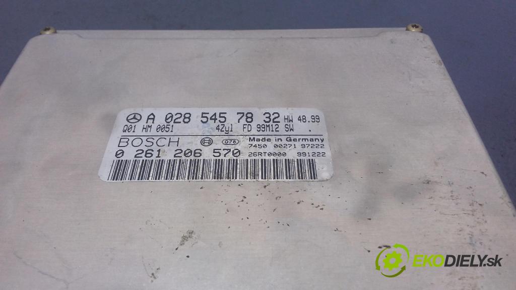Mercedes-benz E 200 kompresor 2000 riadiaca jednotka Motor: A0285457832
