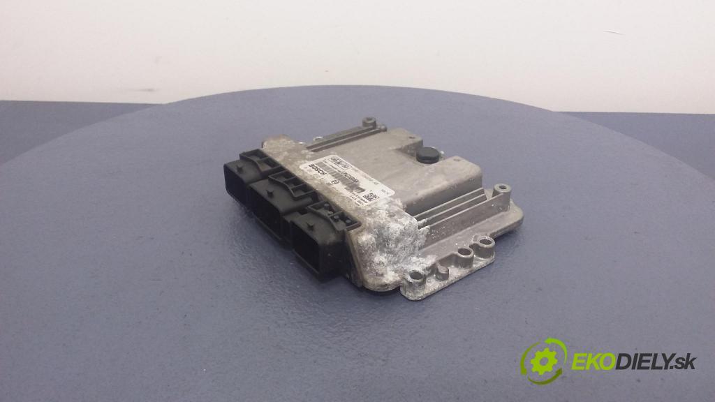 Mazda 3 2007 riadiaca jednotka Motor: 6M61-12A650-AB