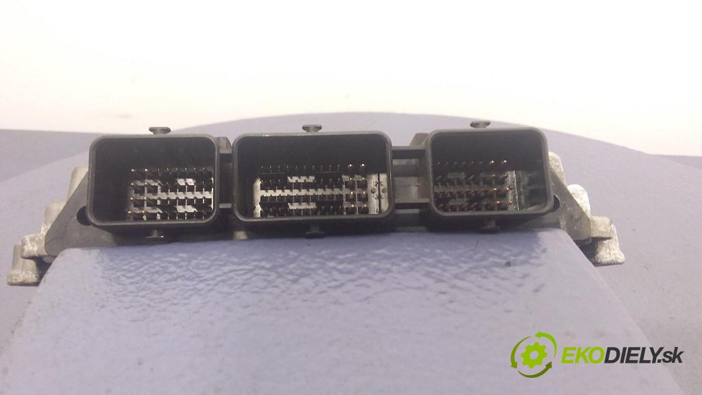 Mazda 3 2007 riadiaca jednotka Motor: 6M61-12A650-AB