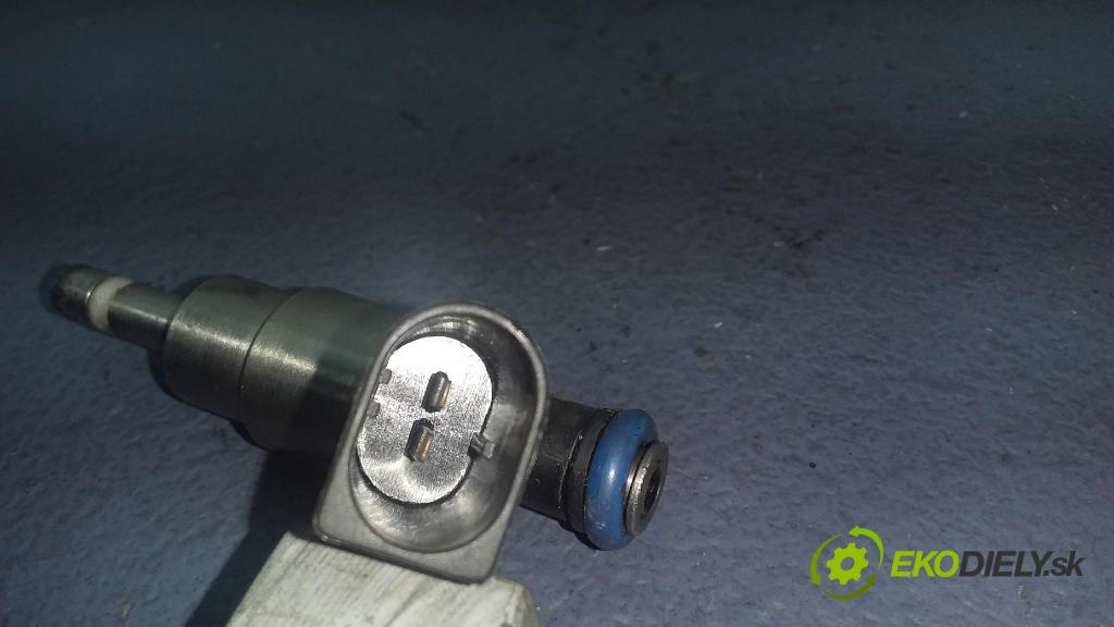 Audi A4 2003 vstrek FE10096