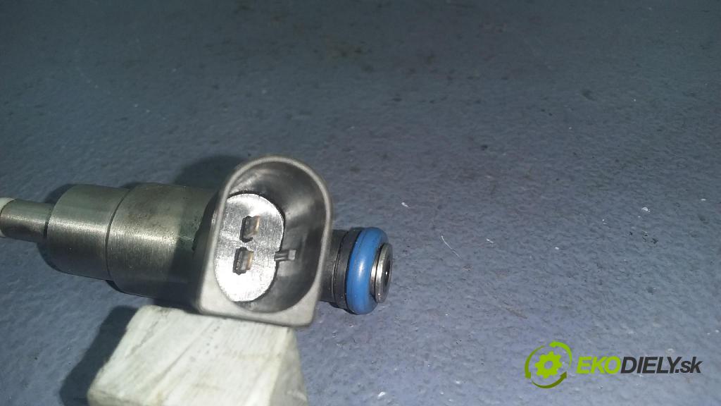 Audi A4 2003 vstrek FE10096