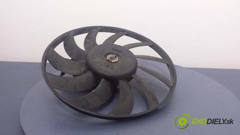 Audi A4 2003 Ventilátor Chladič: 8E0959801F