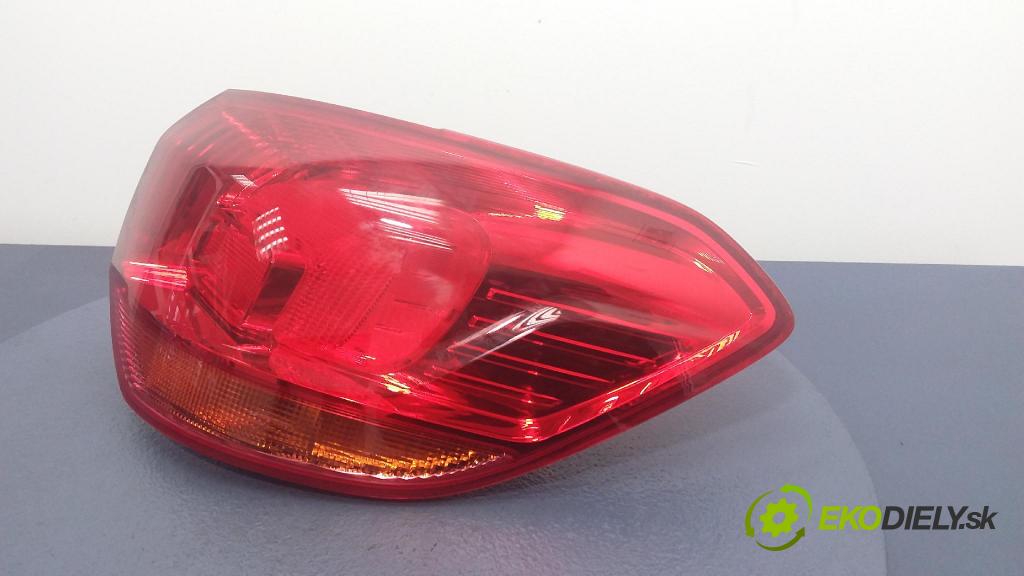 Opel Astra 2012 svetlo / reflektor zad Prava: Vonkajsia: 13282243