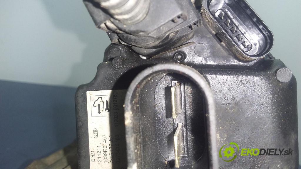 Opel Astra 2012 Ozubené kolo: volant 7805974757