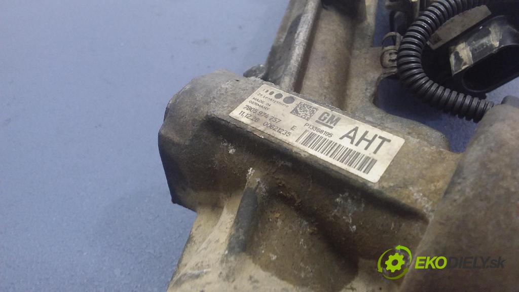 Opel Astra 2012 Ozubené kolo: volant 7805974757