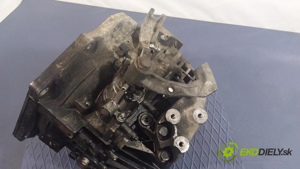 Opel Astra 2012 prevodovka Manualna 55192042 M32