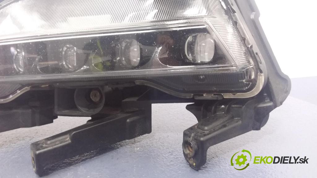 Hyundai I40 2017 Halogen Vľavo: 92201-3Z5