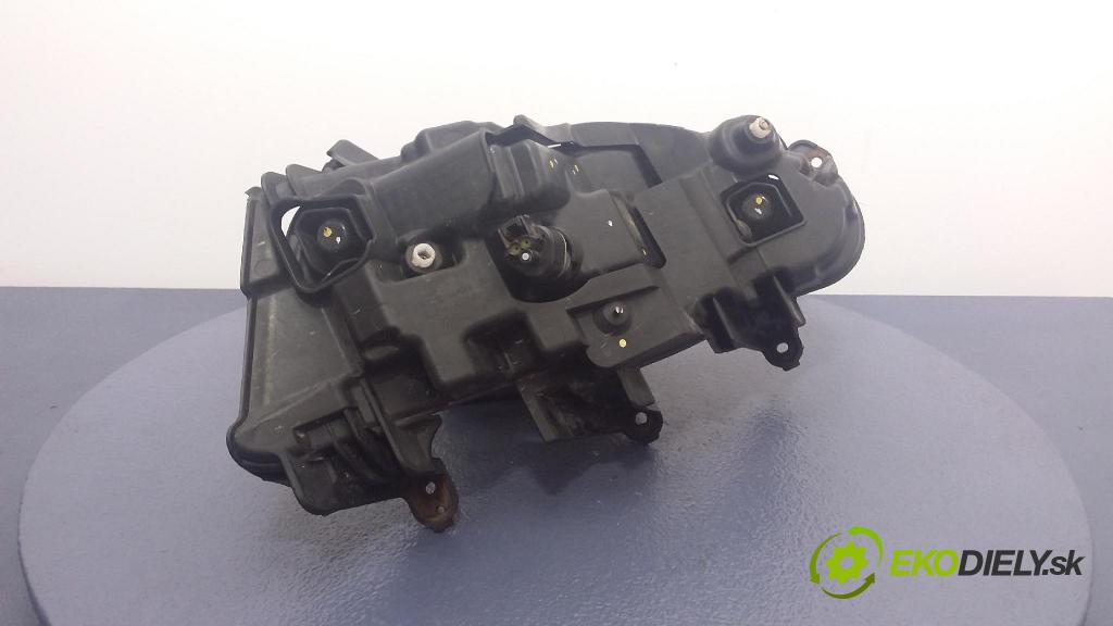 Hyundai I40 2017 Halogen Vľavo: 92201-3Z5