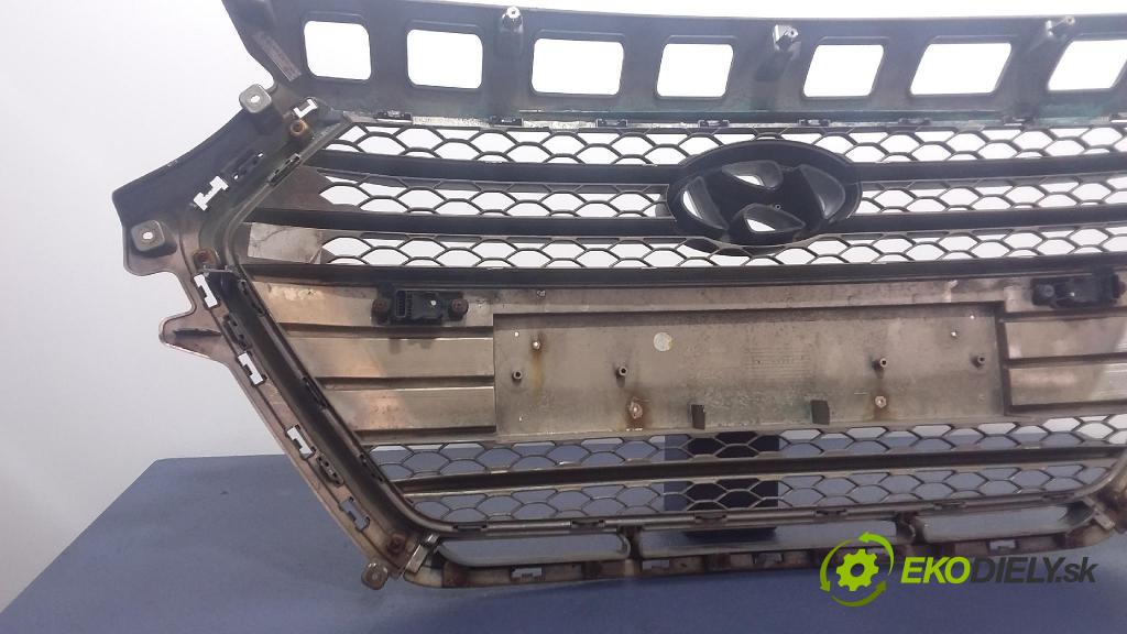 Hyundai I40 2017 miežka / Gril: 86351-3Z600