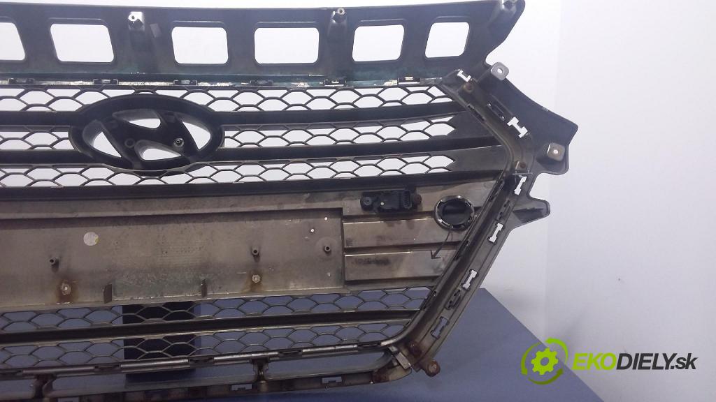 Hyundai I40 2017 miežka / Gril: 86351-3Z600