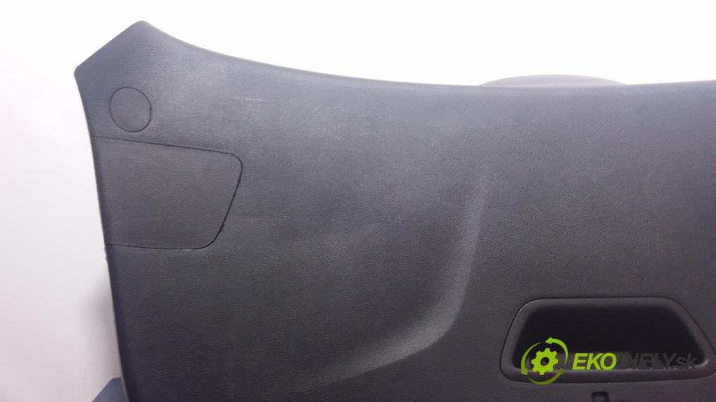 Hyundai I40 2017 Čalounictví: kufra: 81755-3Z000