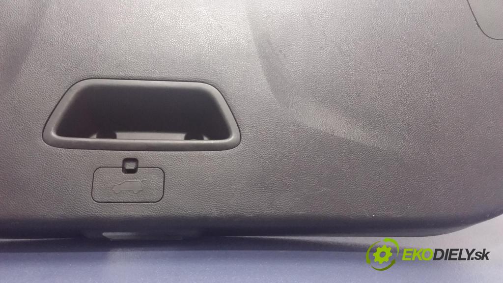 Hyundai I40 2017 Čalounictví: kufra: 81755-3Z000