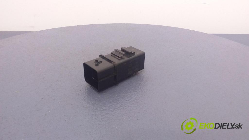 Hyundai I40 2017 Relé: 36830-2A400