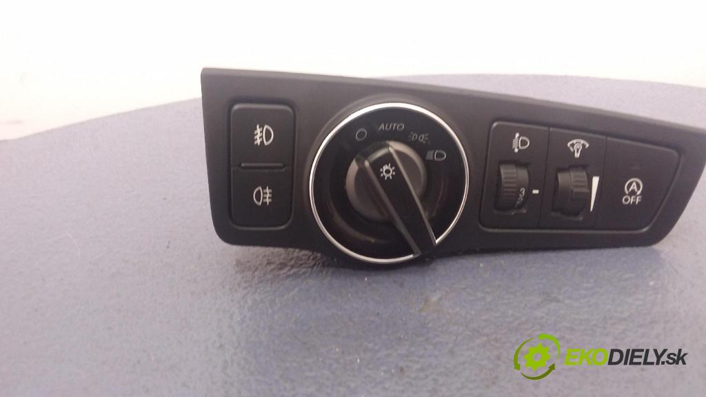 Hyundai I40 2017 prepínač svetiel 93300-3Z200
