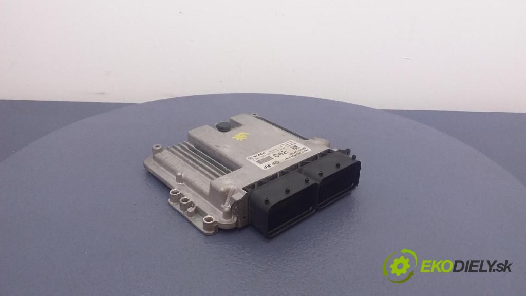 Hyundai I40 2017 riadiaca jednotka Motor: 39140-2A525