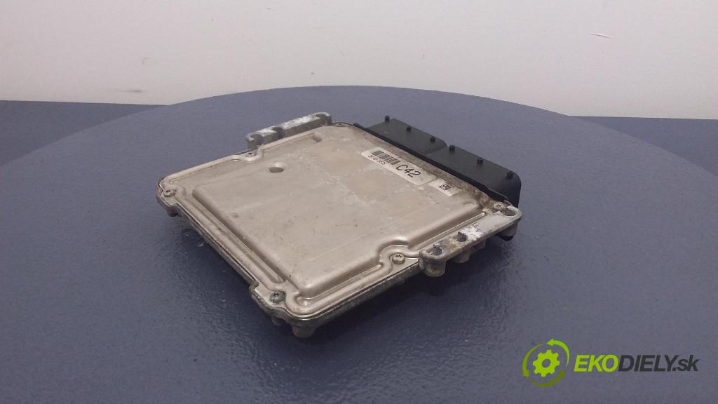 Hyundai I40 2017 riadiaca jednotka Motor: 39140-2A525