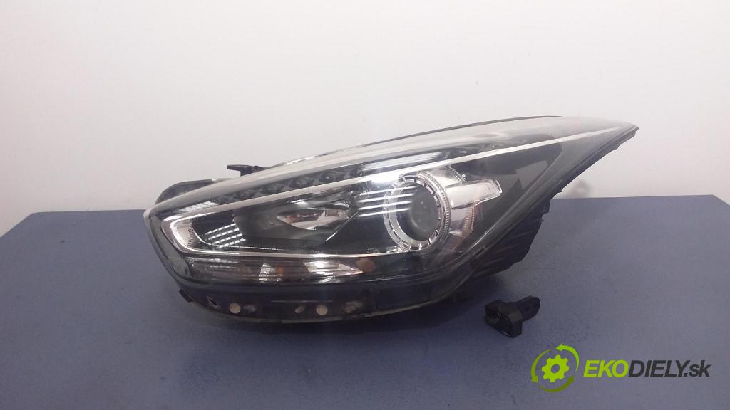 Hyundai I40 2017 Reflektor: Vľavo: 01