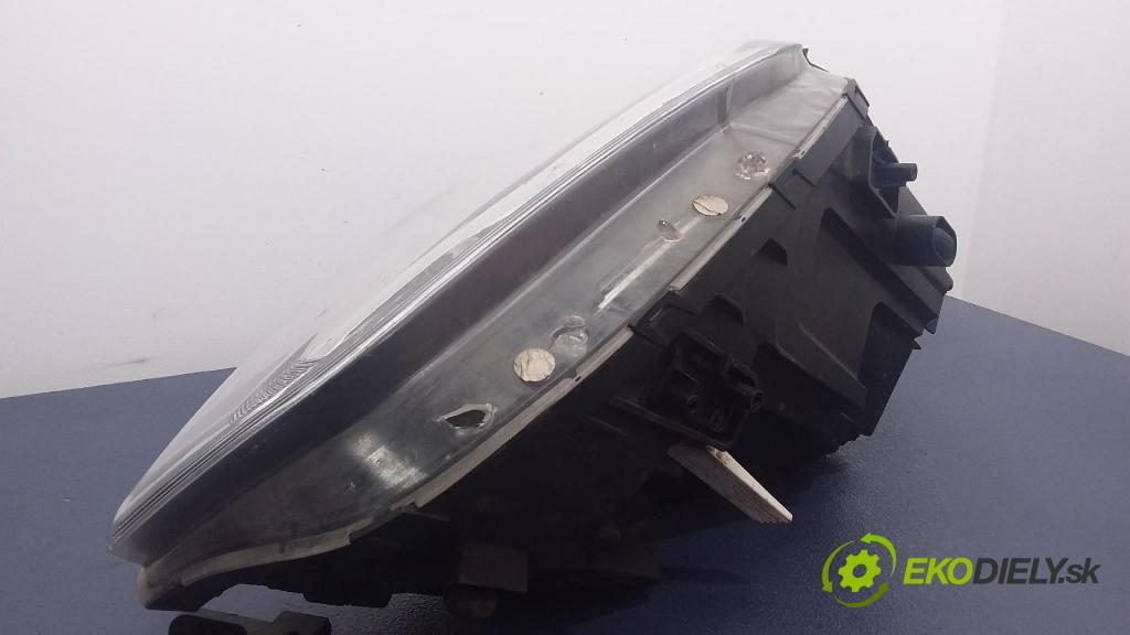 Hyundai I40 2017 Reflektor: Vľavo: 01