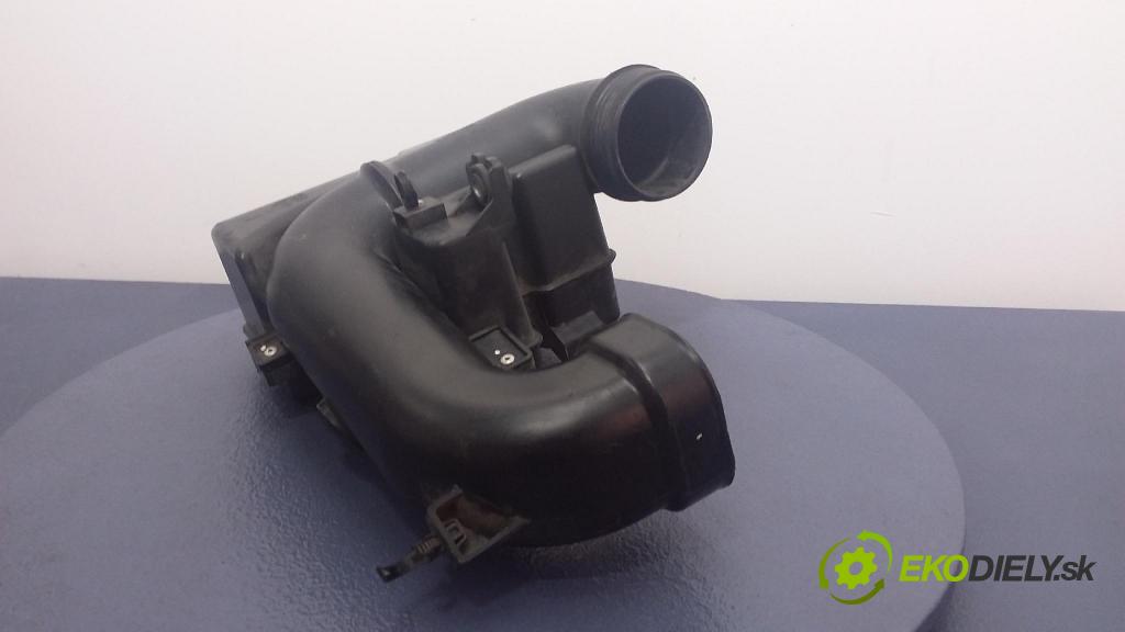 Hyundai I40 2017 rúrka Vzduch: 28211-3Z300