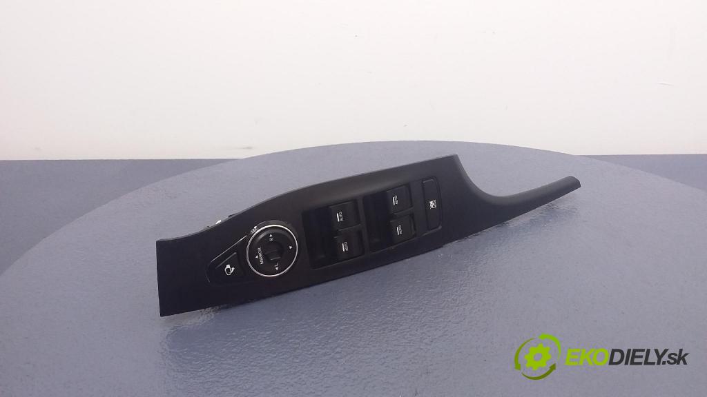 Hyundai I40 2017 prepínač Okná: 93570-3Z000