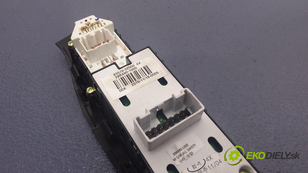 Hyundai I40 2017 prepínač Okná: 93570-3Z000