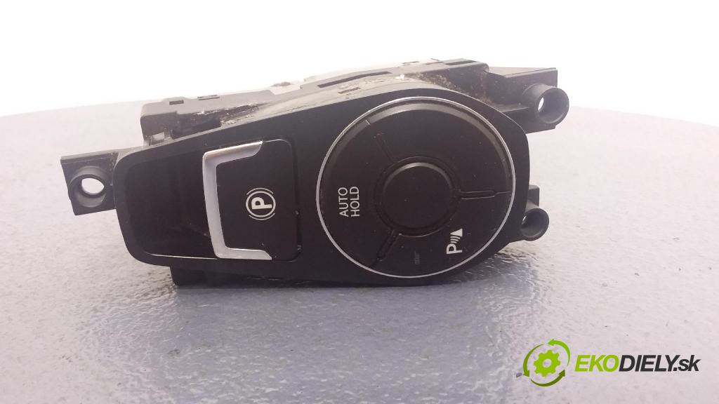 Hyundai I40 2017 prepínač Brzda: Ručná: 93766-3Z040