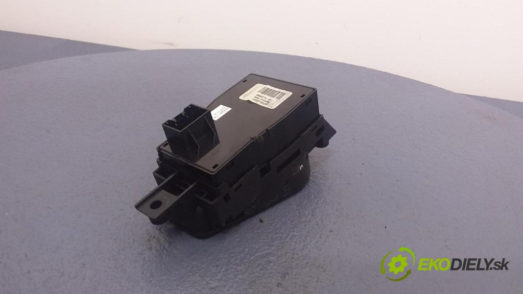 Hyundai I40 2017 prepínač Brzda: Ručná: 93766-3Z040