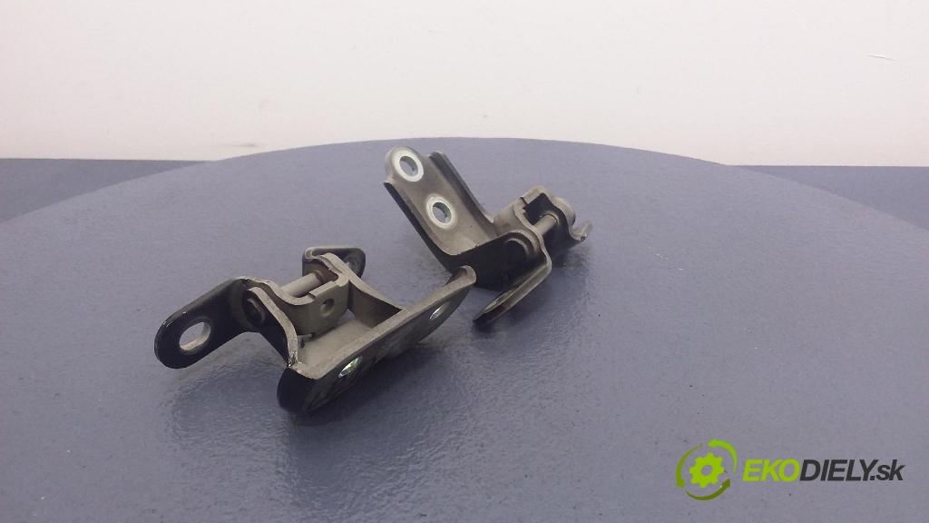 Hyundai I40 2017 Závěs: dvere NKA