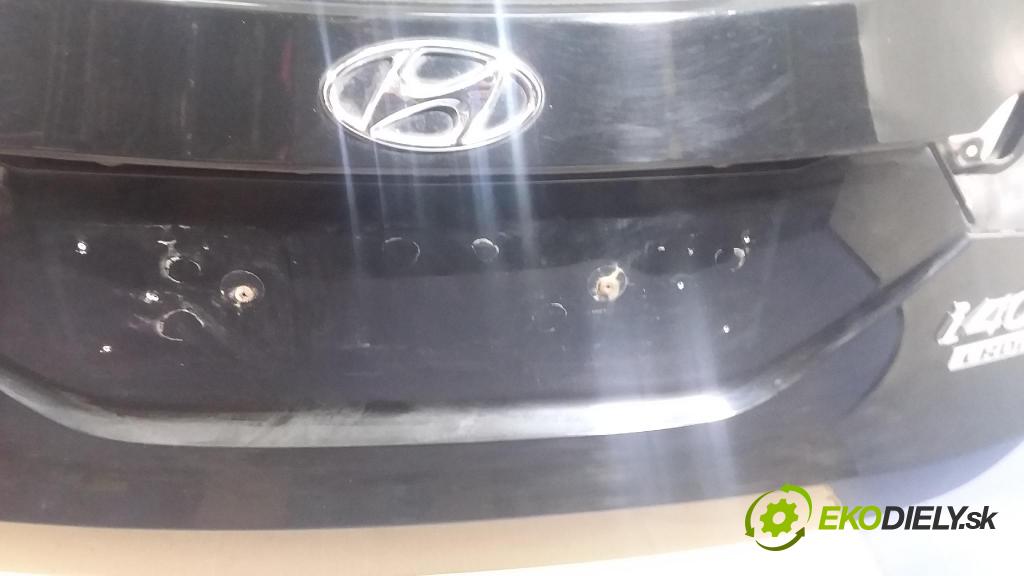 Hyundai I40 2017 zadna dveře kufra: kufra: NKA