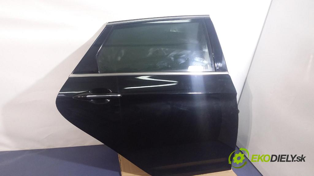Hyundai I40 2017 dvere zad pravé NKA