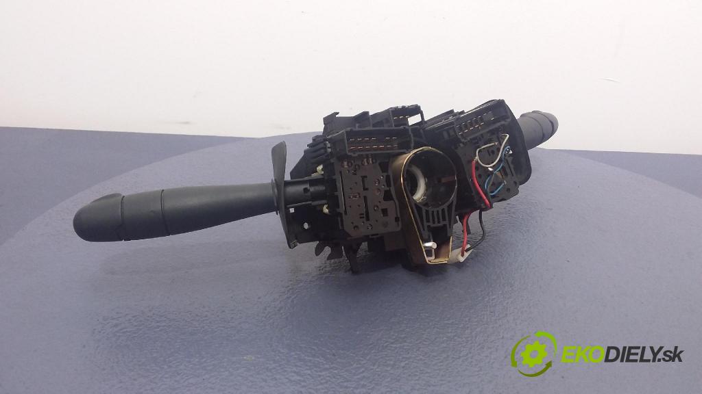 Renault Kangoo 2000 prepínač Komplex: 251568