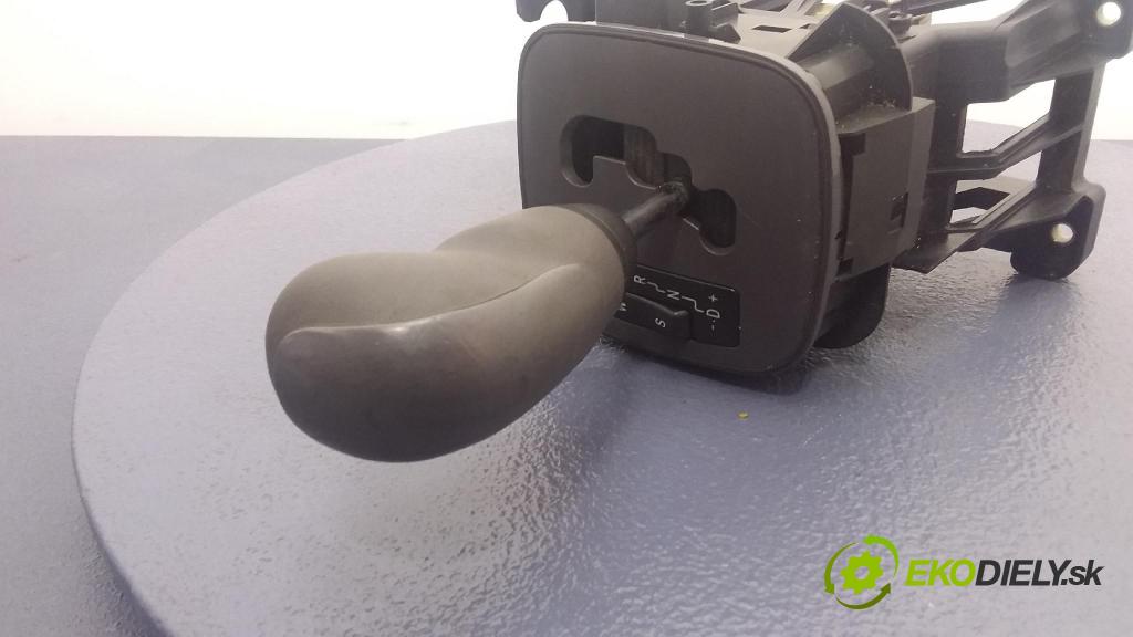 Mercedes A-klasa 1999 kulisa Změny Ozubené kola: A1685400044