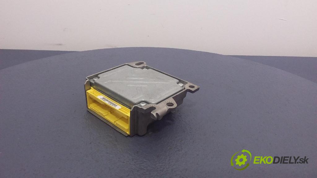 Audi A4 2000 riadiaca jednotka SRS x 8D0959655J