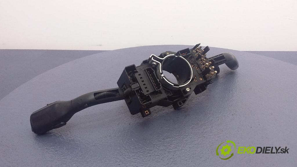 Audi A4 2000 prepínač Komplex: 4D0953513D