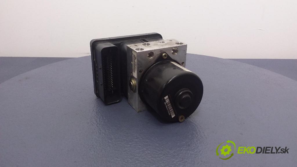 Bmw 320 2003 čerpadlo ABS x 6759047