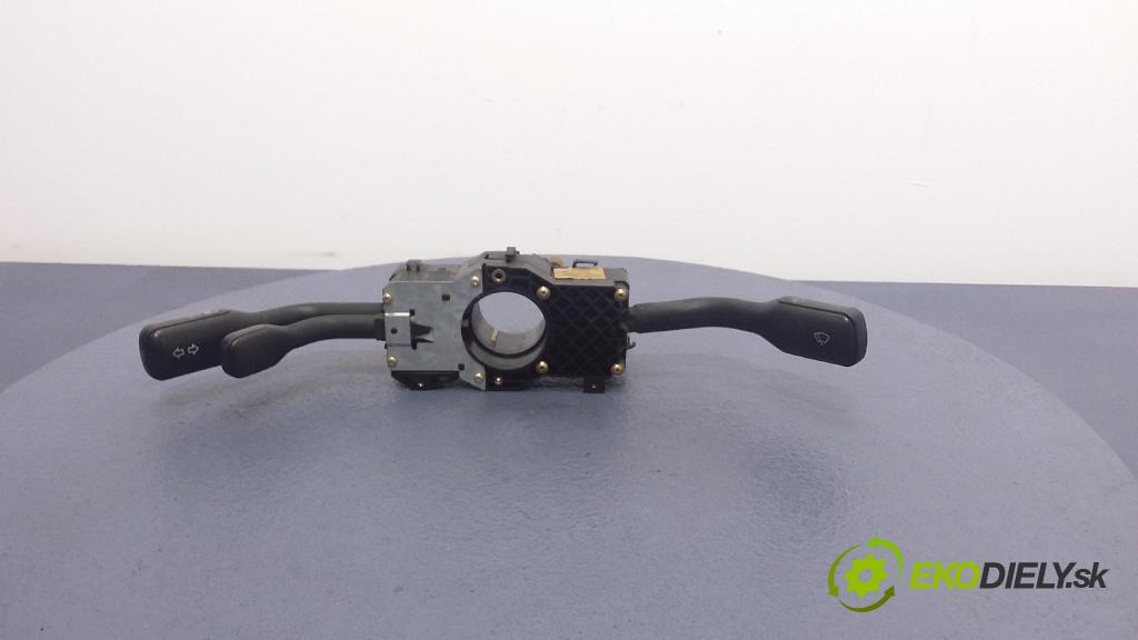 Audi A4 1996 Přepínač Komplex: 4D0953513